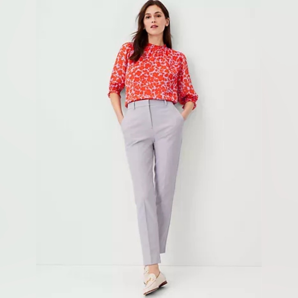Ann Taylor Tall High Rise Eva Ankle Pant. Size 8. Gray.